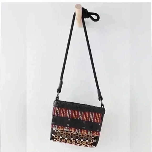 FREE PEOPLE BINA BLACK Embroidered crossbody bag - Picture 5 of 6